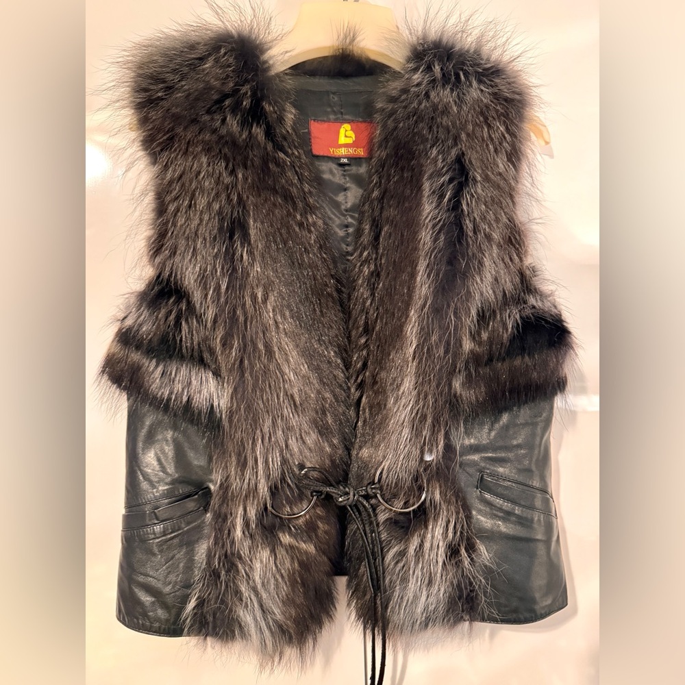 Vintage Natural Fur Black Fox Vest with Genuine Calfskin parts
